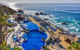 Hacienda Encantada Resort&Residences